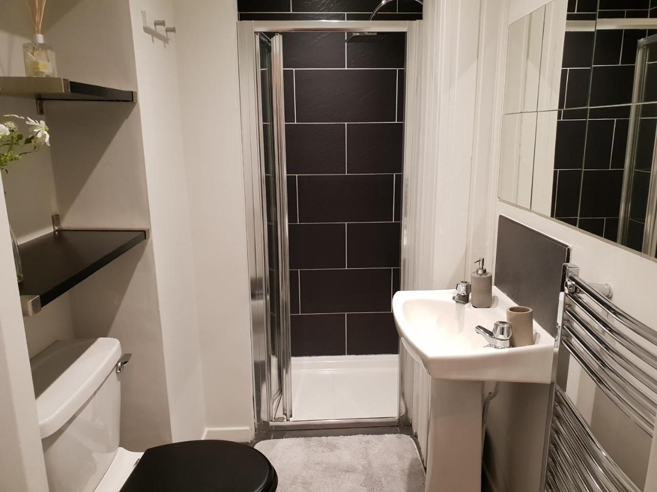 אדינבורו Our City - Blackwood Apartment מראה חיצוני תמונה